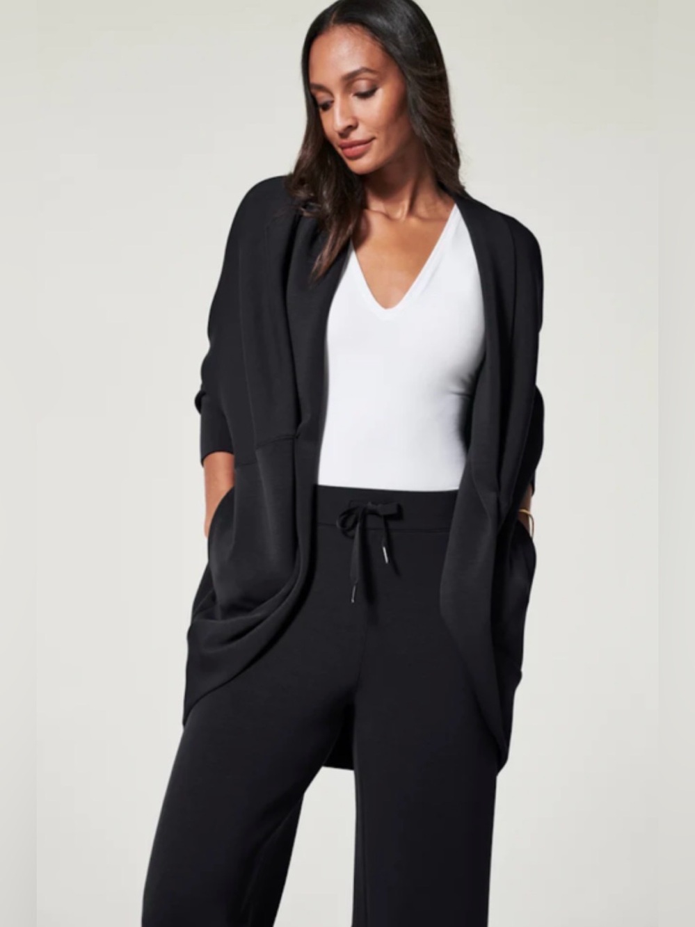 Spanx AirEssentials Cocoon Cardigan in Black in Size XL/ 1X - Picture 2 of 10